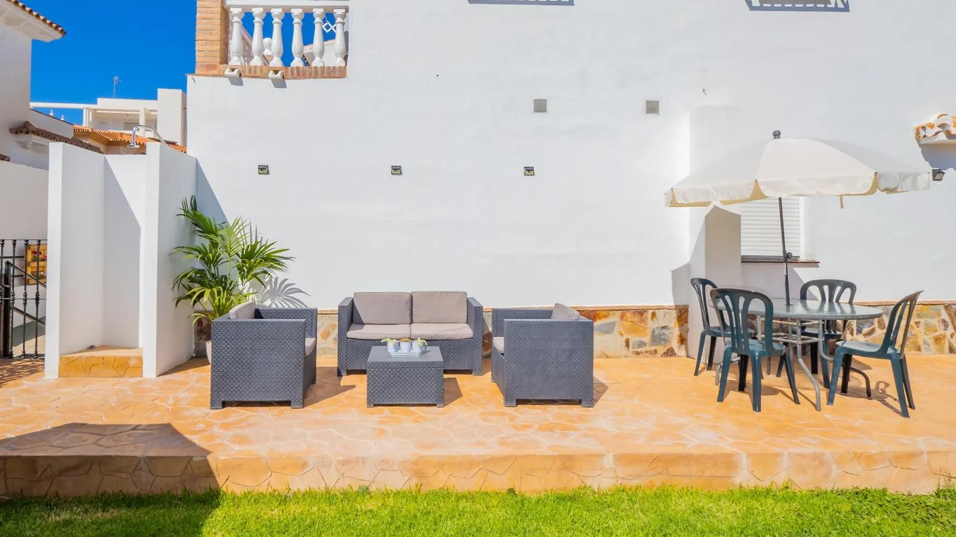 Konukevi Cubo'S Hostal William'S Sunny 2 Torre de Benagalbon